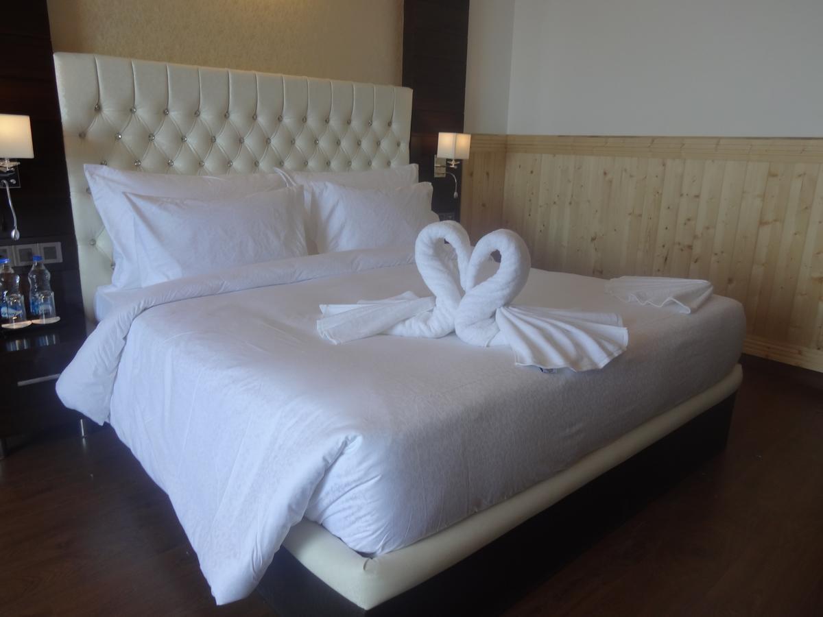 שימלה Hotel Dhroov By Mystical Views מראה חיצוני תמונה