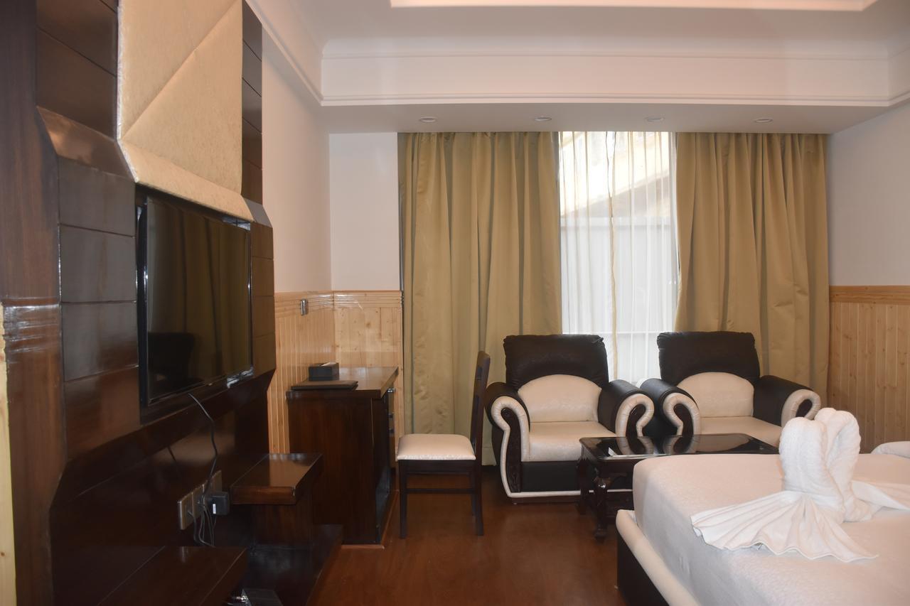 שימלה Hotel Dhroov By Mystical Views מראה חיצוני תמונה