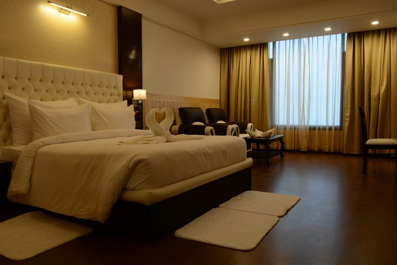 שימלה Hotel Dhroov By Mystical Views מראה חיצוני תמונה